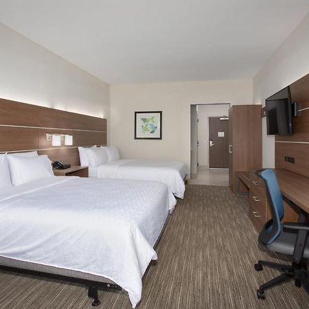 Holiday Inn Express & Suites - Goodland I-70, An Ihg Hotel Eksteriør billede