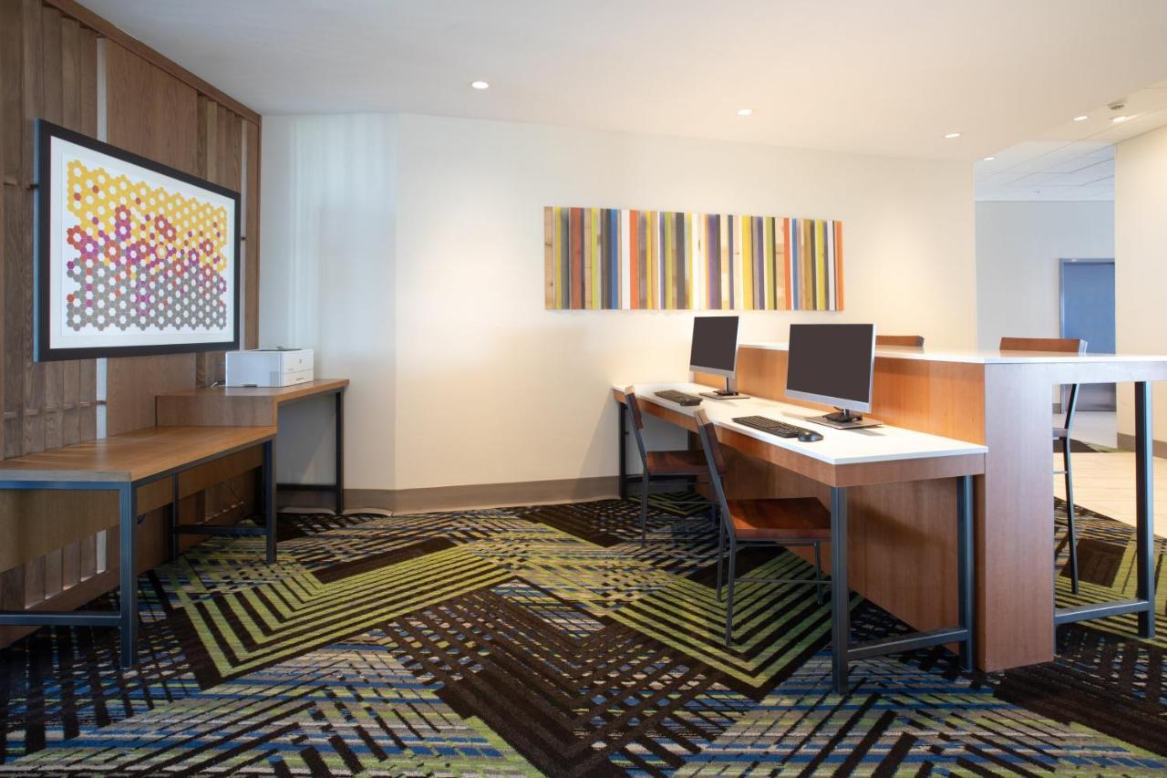 Holiday Inn Express & Suites - Goodland I-70 By Ihg Eksteriør billede